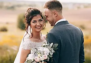 Dios, matrimonio e hijos: ¿qué llegó primero?