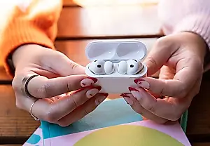 AirPods con cámaras: ya están en fase de pruebas
