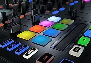 La corporación propietaria de Moog, Akai Pro y Numark compra Native Instruments
