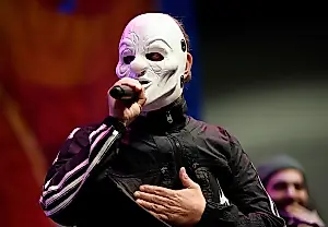 Ударник Slipknot поведал о грядущей операции на сердце