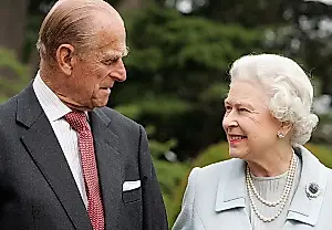 El príncipe Felipe no soportaba la afición de Isabel II
