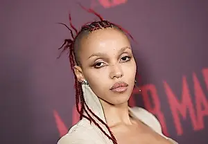 FKA Twigs обвиняется в попытке «уничтожить» инди-коллектив The Twigs