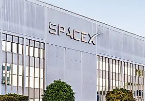 Google estudia colaborar con SpaceX en centros de datos orbitales