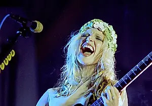 Hayley Williams устроила «эго-смерть» на концерте в Лос-Анджелесе