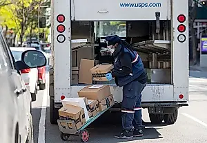 Amazon recorta envíos a través de USPS