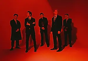 Interpol presenta un nuevo tema