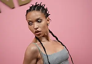 FKA Twigs demanda a sus tocayas
