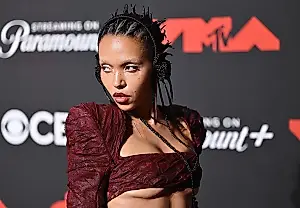 FKA Twigs contra Shia LaBeouf: una disputa sobre el silencio