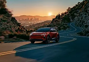 Toyota acelera su transición a los coches eléctricos