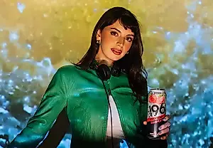 Rebecca Black hace vibrar Nueva York
