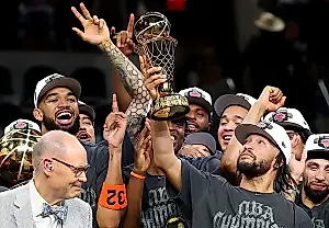 Knicks выигрывают финал НБА: 51 год ждали, теперь смеемся сквозь слезы