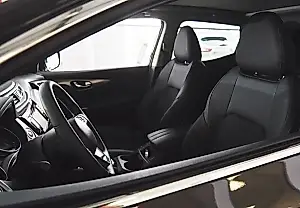 Los grandes enemigos del olfato en el coche