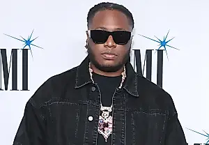 La familia y sus colegas despiden a Tay Keith