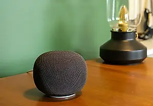Обзор Google Home Speaker: скромное обновление для эпохи Gemini