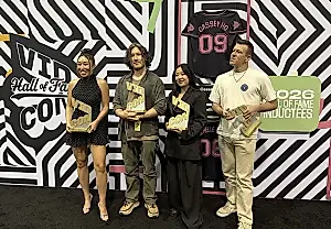 Вручены первые награды VidCon Hall of Fame: как интернет-легенды вспоминали своё безумное прошлое