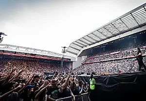 Foo Fighters в Ливерпуле: вечеринка, которая вышла из-под контроля