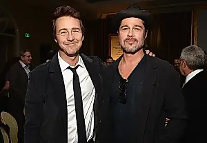 Edward Norton y Brad Pitt, en un partido del Mundial: los memes no se hicieron esperar