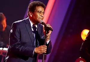 Grand Ole Opry вручит премию памяти Чарли Прайда