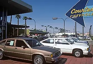 70 лет сияет вывеска у дилера Chevy