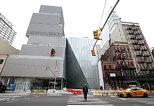 La nueva arquitectura de lujo de Nueva York tiene goteras