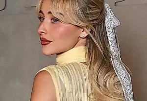 Sabrina Carpenter luce un vestido «desnudo» antes del desfile Dior Cruise 2027