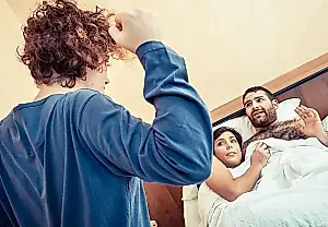 Cómo influyen los rasgos de personalidad en la reacción de las mujeres ante una infidelidad