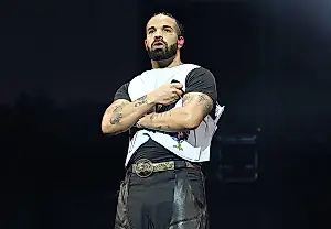 Drake arremete contra las estrellas en su nuevo álbum