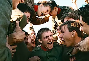 Coward: un drama LGTB sobre la guerra