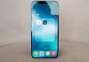 Как запустить локального ИИ-чатбота на своём iPhone