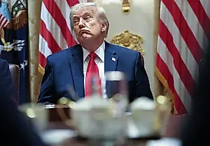 Un juez ordena borrar el nombre de Trump del Kennedy Center