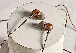 He probado los nuevos auriculares con cable baratos de House of Marley y han superado mis expectativas en varios aspectos clave, aunque no son para todo el mundo
