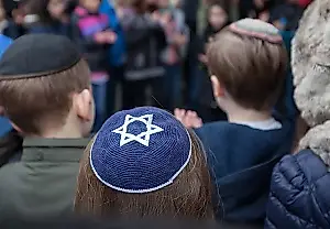 Un nuevo modelo psicológico explica las causas del antisemitismo tanto en la derecha como en la izquierda