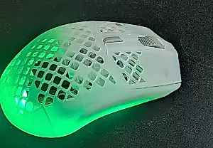 SteelSeries Aerox 3 Wireless Gen 2: los mismos huesos, nuevos dientes