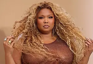 Lizzo gana un juicio, pero la guerra continúa