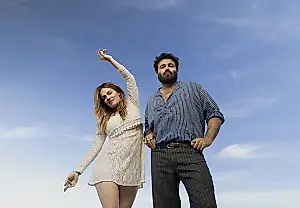 Angus & Julia Stone нашли счастье в дороге и записали новый альбом «Karaoke Bar»