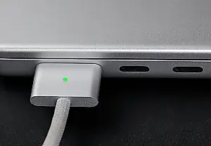 MagSafe или USB‑C: чем заряжать MacBook