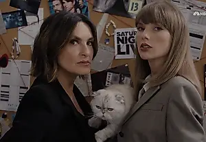 Swift resuelve el caso en los Emmy