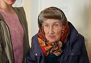 Se va una maestra de los papeles breves: muere la actriz Albina Yevtushevskaya