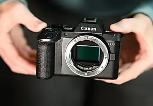 Canon EOS R8 Mark II: una actualización que Nikon ya ha superado