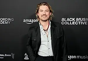 Taylor Hanson baila quickstep y vuelve a acaparar la atención en el estreno de DWTS