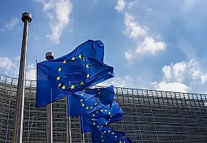 Europa cierra las redes sociales a los menores