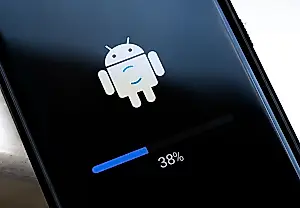 Un troyano de Android con IA aprende a robar datos bancarios y resucitar tras ser eliminado