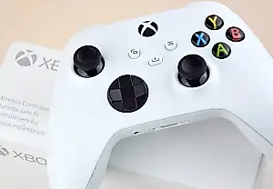 Cable o libertad: qué mando de Xbox elegir