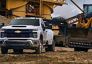 GM desafía a Ford: el nuevo Duramax V-8 llegará en 2027