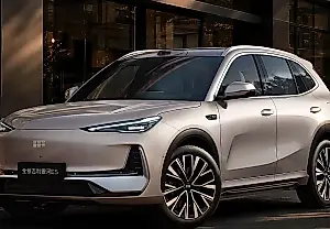 Geely заряжает электромобиль за четыре минуты — бросая вызов BYD