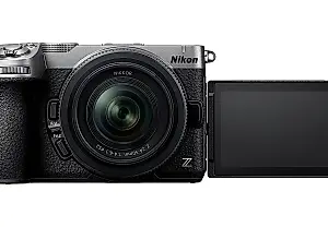 Nikon Z5 IIC: una cámara sin visor
