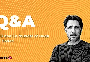 ¿La IA ya no es «la becaria», sino la reina del diseño web? Así sobreviven las agencias en la era de las redes neuronales