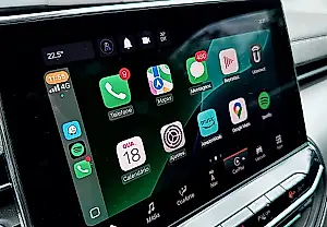 Apple CarPlay не работает?