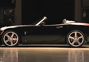 Главный дизайнер Tesla и его Pontiac с мотором от Corvette