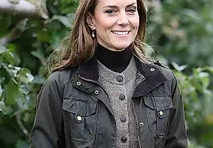 Fashion Expert Shares How to Master Princess Kate and Queen Elizabeth’s Country Chic “Balmoral Look” This Fall
